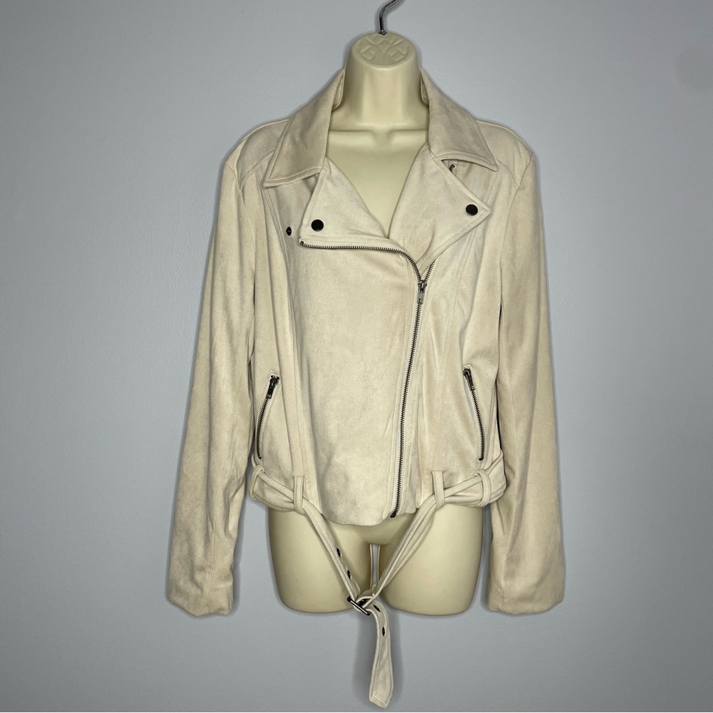 Cupcakes And Cashmere Faux Suede Manele Moto Biker Jacket - Picture 2 of 11